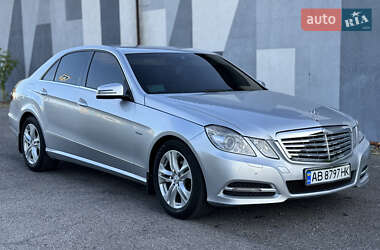 Седан Mercedes-Benz E-Class 2010 в Вінниці