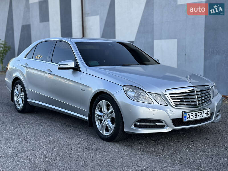 Mercedes-Benz E-Class 2010