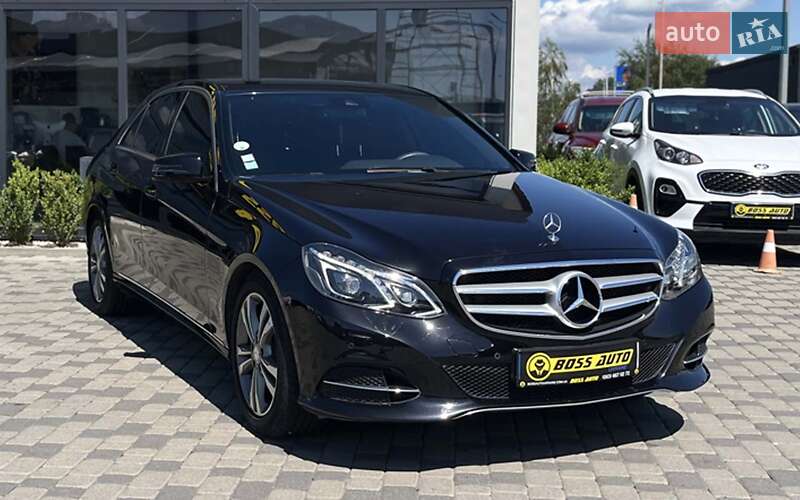 Седан Mercedes-Benz E-Class 2015 в 