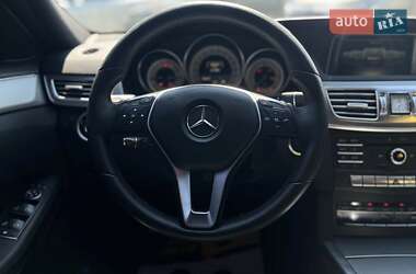 Седан Mercedes-Benz E-Class 2015 в 