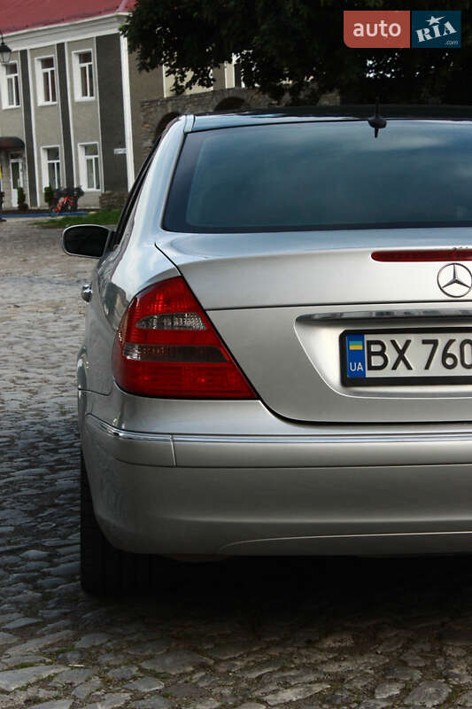 Седан Mercedes-Benz E-Class 2004 в Каменец-Подольском