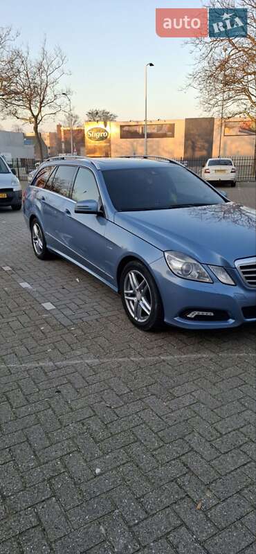 Универсал Mercedes-Benz E-Class 2009 в Козове