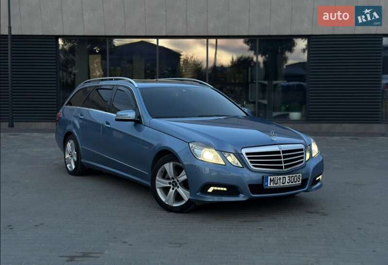 Универсал Mercedes-Benz E-Class 2009 в Козове