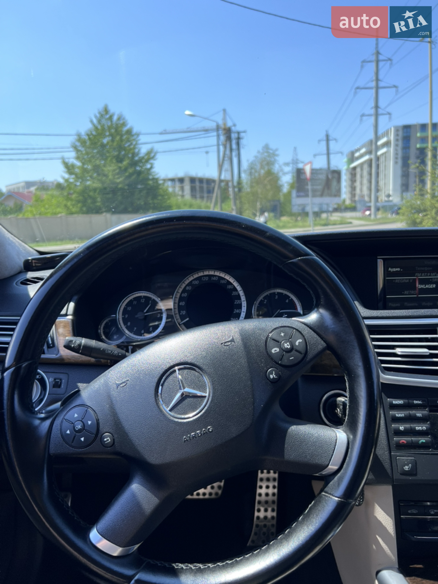 2013 Mercedes-Benz E-klasse - мініатюра 13