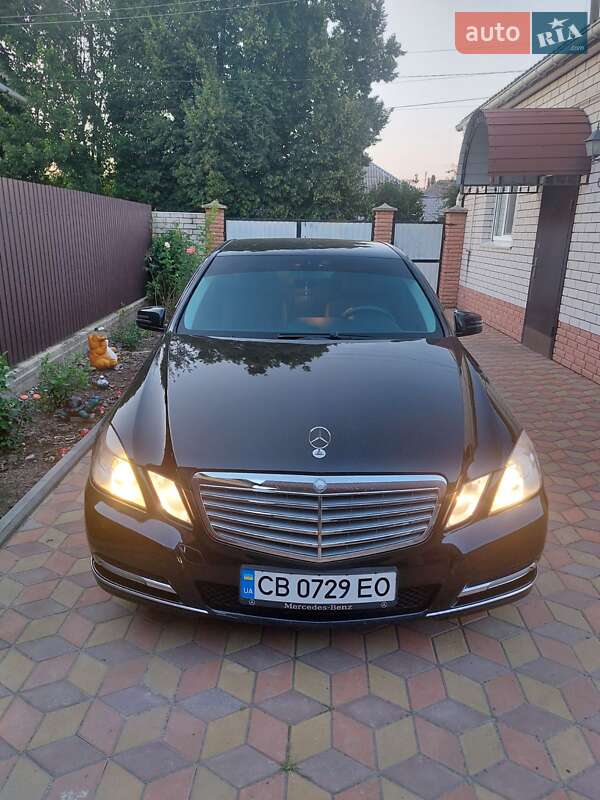 Mercedes-Benz E-Class 2012