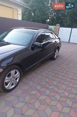 Седан Mercedes-Benz E-Class 2012 в 