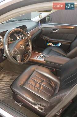 Седан Mercedes-Benz E-Class 2012 в 
