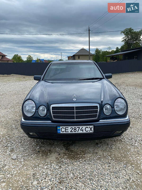 Mercedes-Benz E-Class 1996