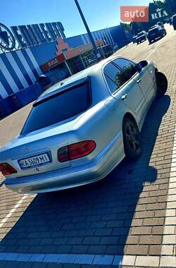 Седан Mercedes-Benz E-Class 1998 в 