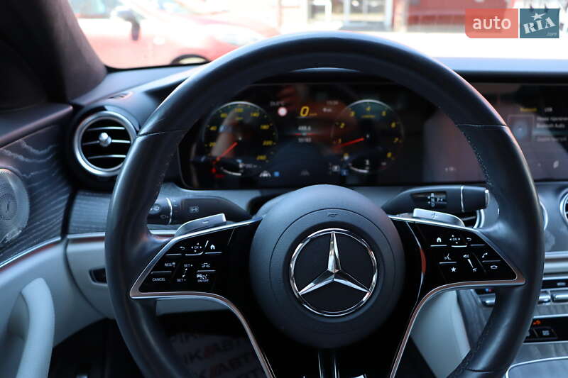 Седан Mercedes-Benz E-Class 2022 в Львове