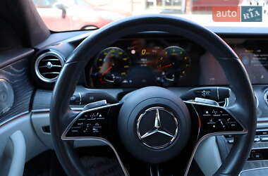 Седан Mercedes-Benz E-Class 2022 в 