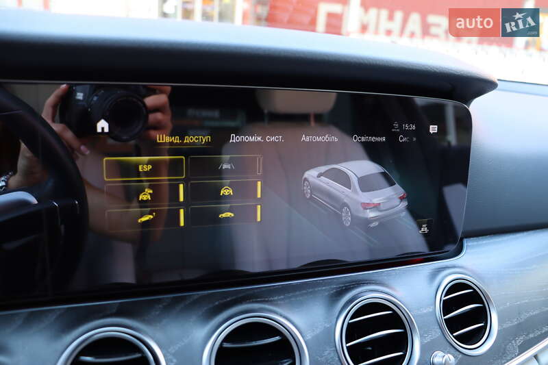 Седан Mercedes-Benz E-Class 2022 в Львове