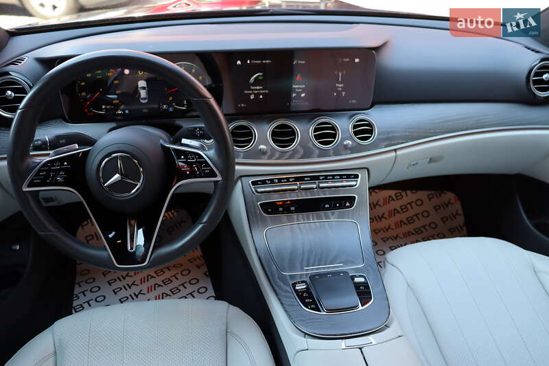 Седан Mercedes-Benz E-Class 2022 в Львове