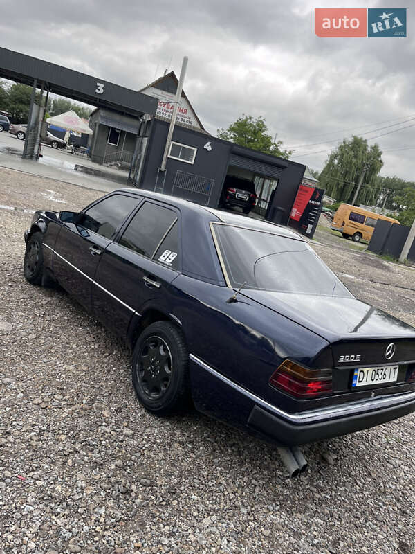 Седан Mercedes-Benz E-Class 1991 в Рогатині
