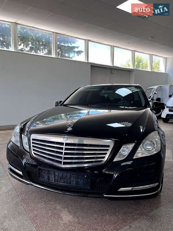 Седан Mercedes-Benz E-Class 2012 в Тернополі фото 3 Седан Mercedes-Benz E-Class 2012 в Тернополі