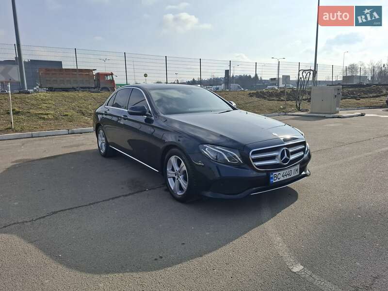 Mercedes-Benz E-Class 2016