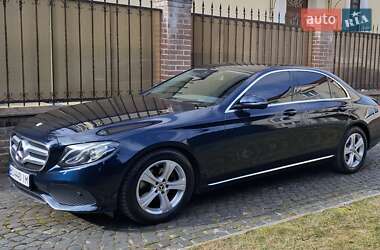 Седан Mercedes-Benz E-Class 2016 в Львові