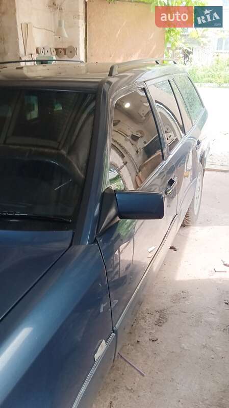 Универсал Mercedes-Benz E-Class 1993 в Колках
