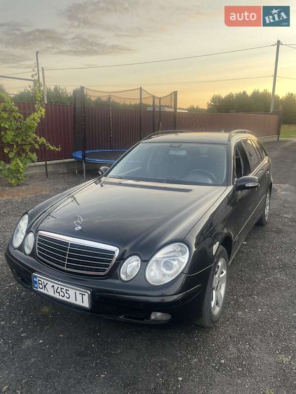 Mercedes-Benz E-Class 2004