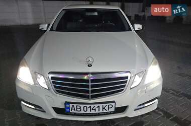 Седан Mercedes-Benz E-Class 2012 в 