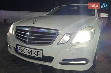 Седан Mercedes-Benz E-Class 2012 в 
