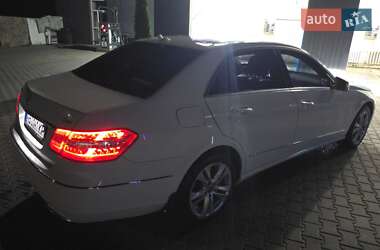 Седан Mercedes-Benz E-Class 2012 в 