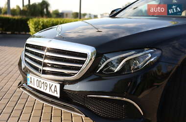Седан Mercedes-Benz E-Class 2018 в  фото 12 Седан Mercedes-Benz E-Class 2018 в