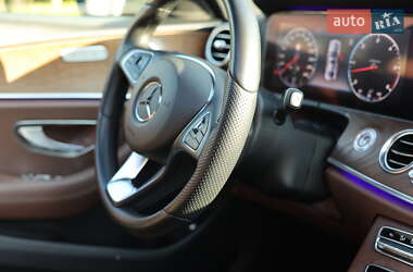 Седан Mercedes-Benz E-Class 2018 в  фото 22 Седан Mercedes-Benz E-Class 2018 в