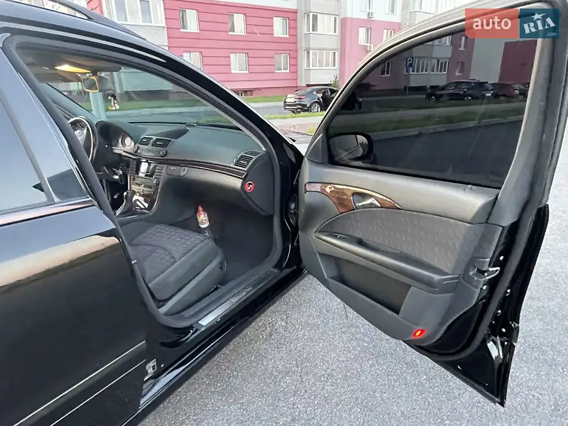 Mercedes-Benz E-Class 2004 VIN WDB2112261A584034 фото оголошення 20 з 65