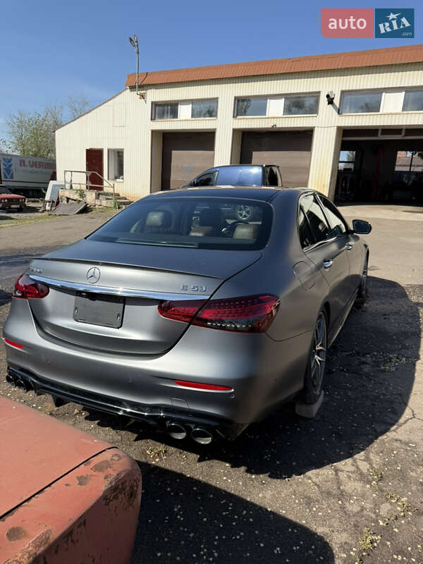 Седан Mercedes-Benz E-Class 2022 в 