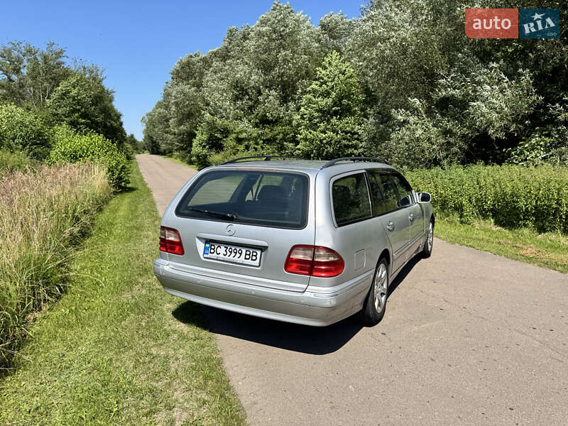Универсал Mercedes-Benz E-Class 2001 в Львове