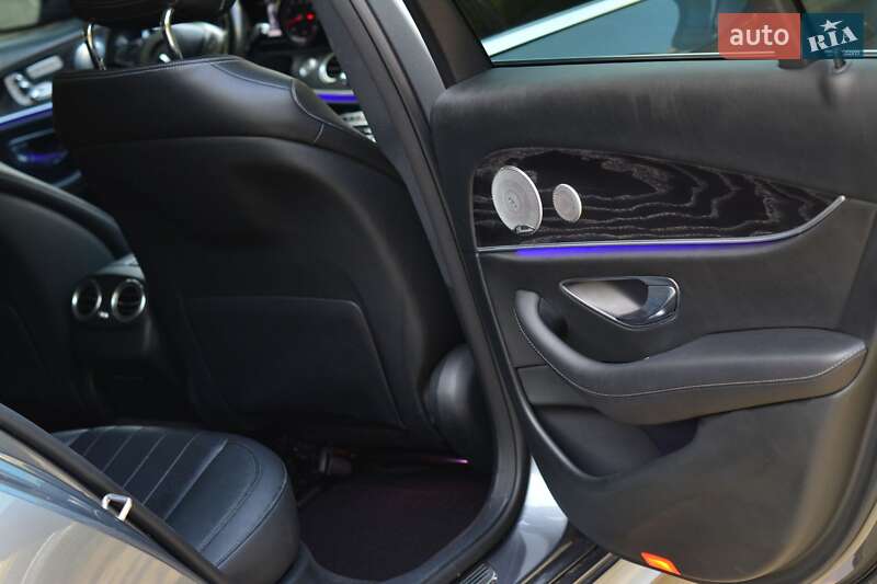 Седан Mercedes-Benz E-Class 2016 в Кривому Розі