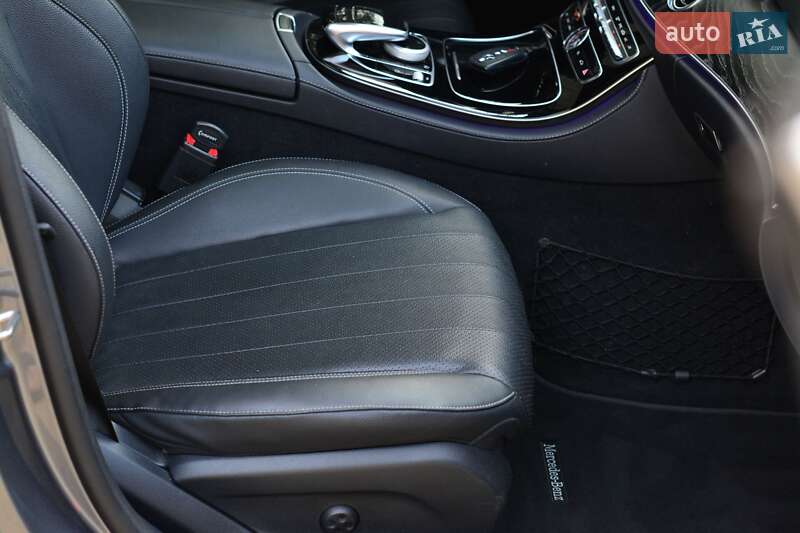 Седан Mercedes-Benz E-Class 2016 в Кривому Розі