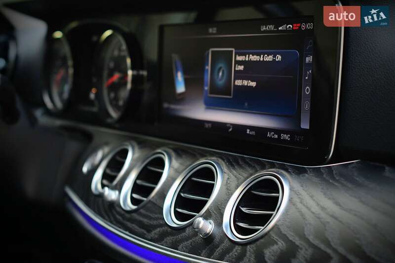 Седан Mercedes-Benz E-Class 2016 в Кривому Розі