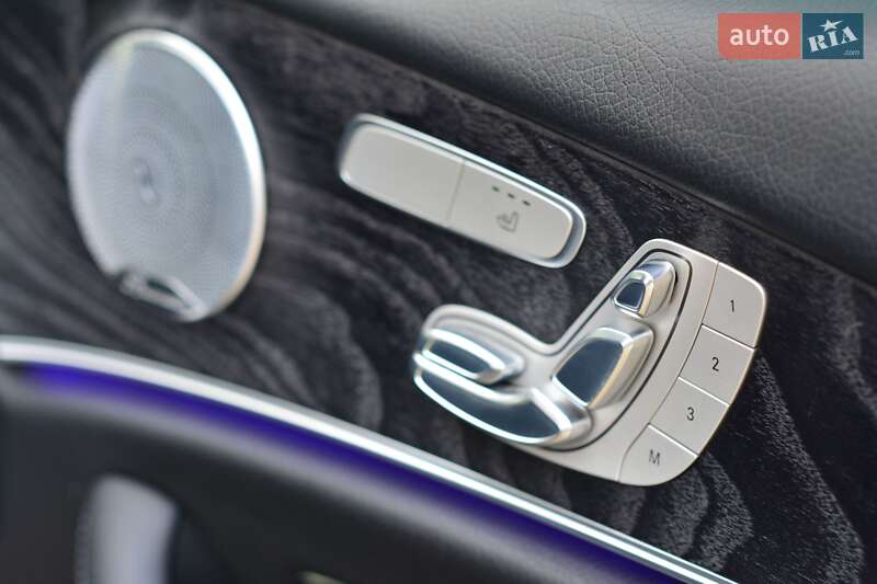 Седан Mercedes-Benz E-Class 2016 в Кривому Розі