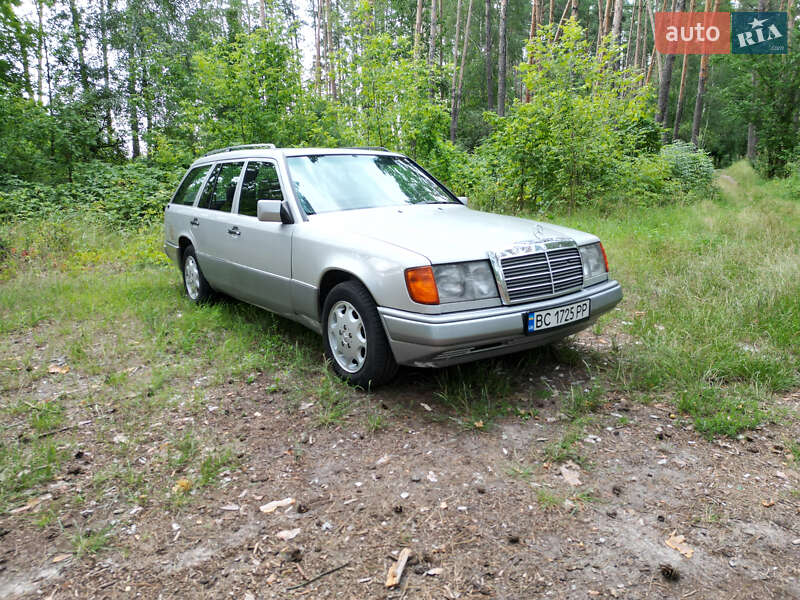 Універсал Mercedes-Benz E-Class 1992 в Києві фото 4 Універсал Mercedes-Benz E-Class 1992 в Києві