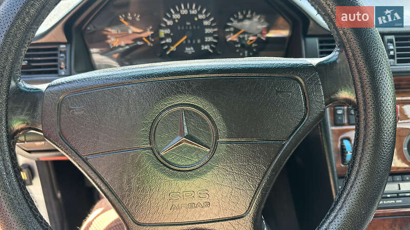 Універсал Mercedes-Benz E-Class 1992 в Києві фото 13 Універсал Mercedes-Benz E-Class 1992 в Києві