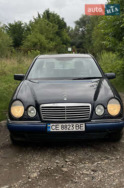 Седан Mercedes-Benz E-Class 1996 в Чернівцях