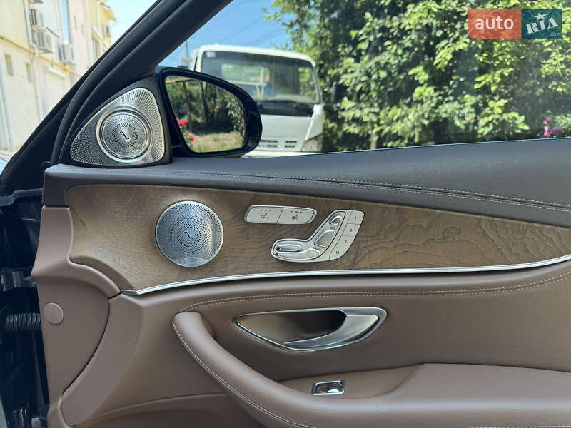 Седан Mercedes-Benz E-Class 2018 в Одессе фото 20 Седан Mercedes-Benz E-Class 2018 в Одессе