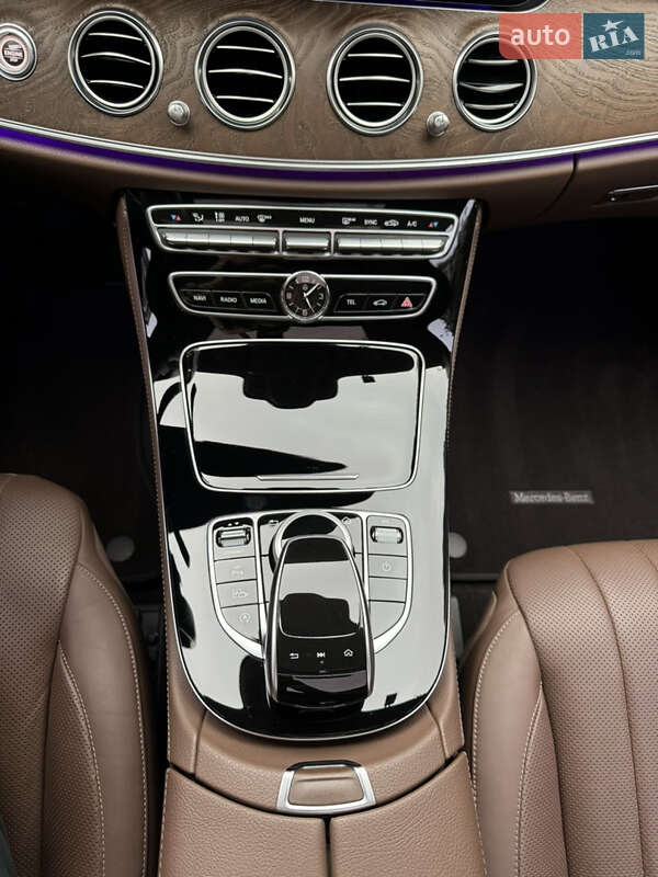 Седан Mercedes-Benz E-Class 2018 в Одессе фото 54 Седан Mercedes-Benz E-Class 2018 в Одессе