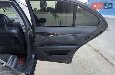 Седан Mercedes-Benz E-Class 2004 в 
