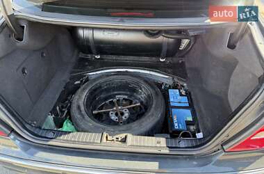 Седан Mercedes-Benz E-Class 2004 в 