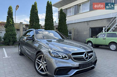 Седан Mercedes-Benz E-Class 2016 в 
