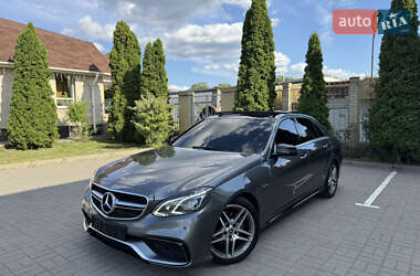Седан Mercedes-Benz E-Class 2016 в 