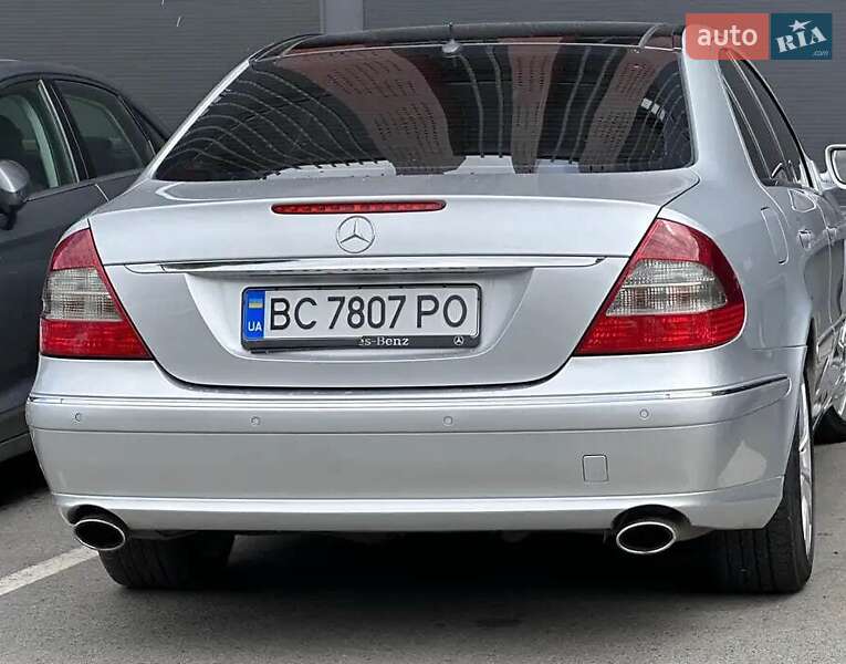 Седан Mercedes-Benz E-Class 2008 в Львове