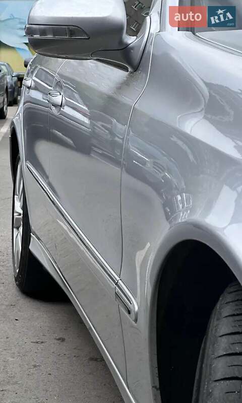 Седан Mercedes-Benz E-Class 2008 в Львове