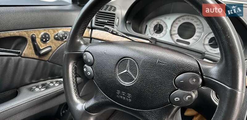 Седан Mercedes-Benz E-Class 2008 в Львове