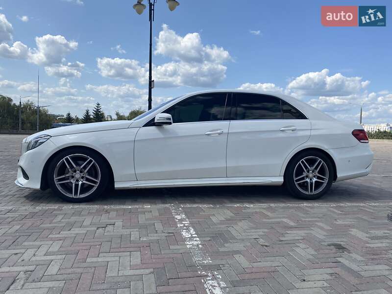 Седан Mercedes-Benz E-Class 2014 в Харкові