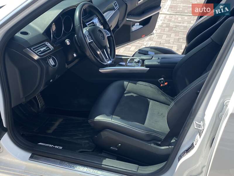 Седан Mercedes-Benz E-Class 2014 в Харкові