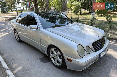 Седан Mercedes-Benz E-Class 2001 в Одесі